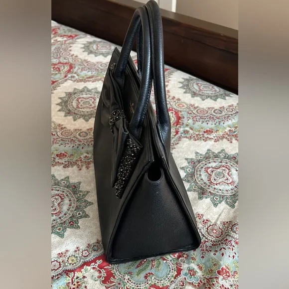 Kate Spade New York Meriwether Manor Place Black Leather Bow Crystal Satchel Bag - Picture 2 of 3